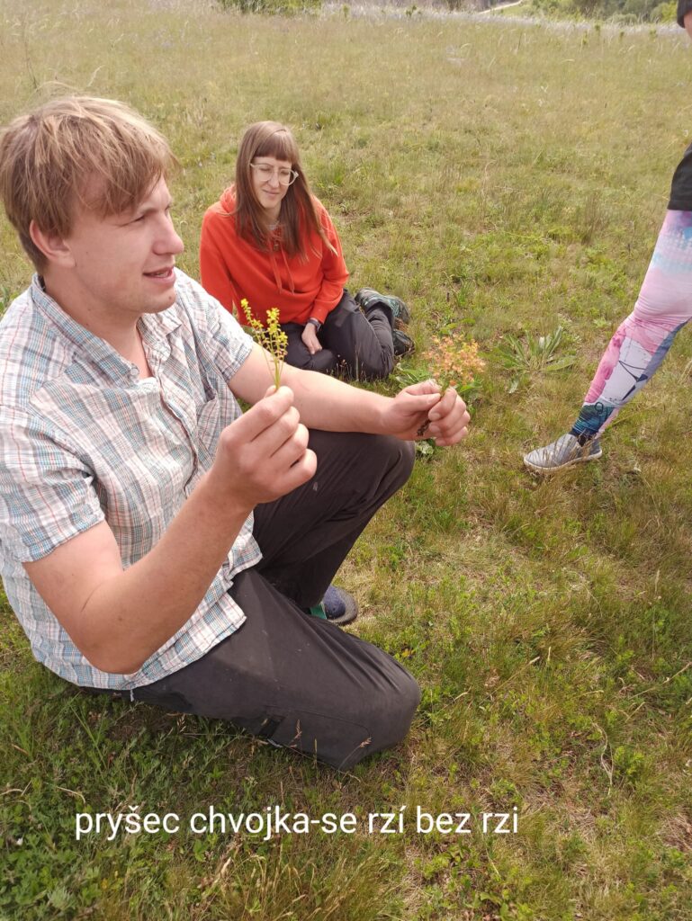 Čmeláci PLUS - Výlet na Pražskou pastvinu - Foto Julie Včeláková - 2025 05 24 (4)